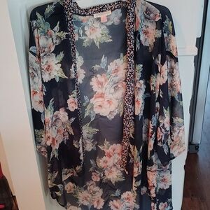 Kimono Navy & Floral By Band of Gypsies Beautiful Peachy Pink